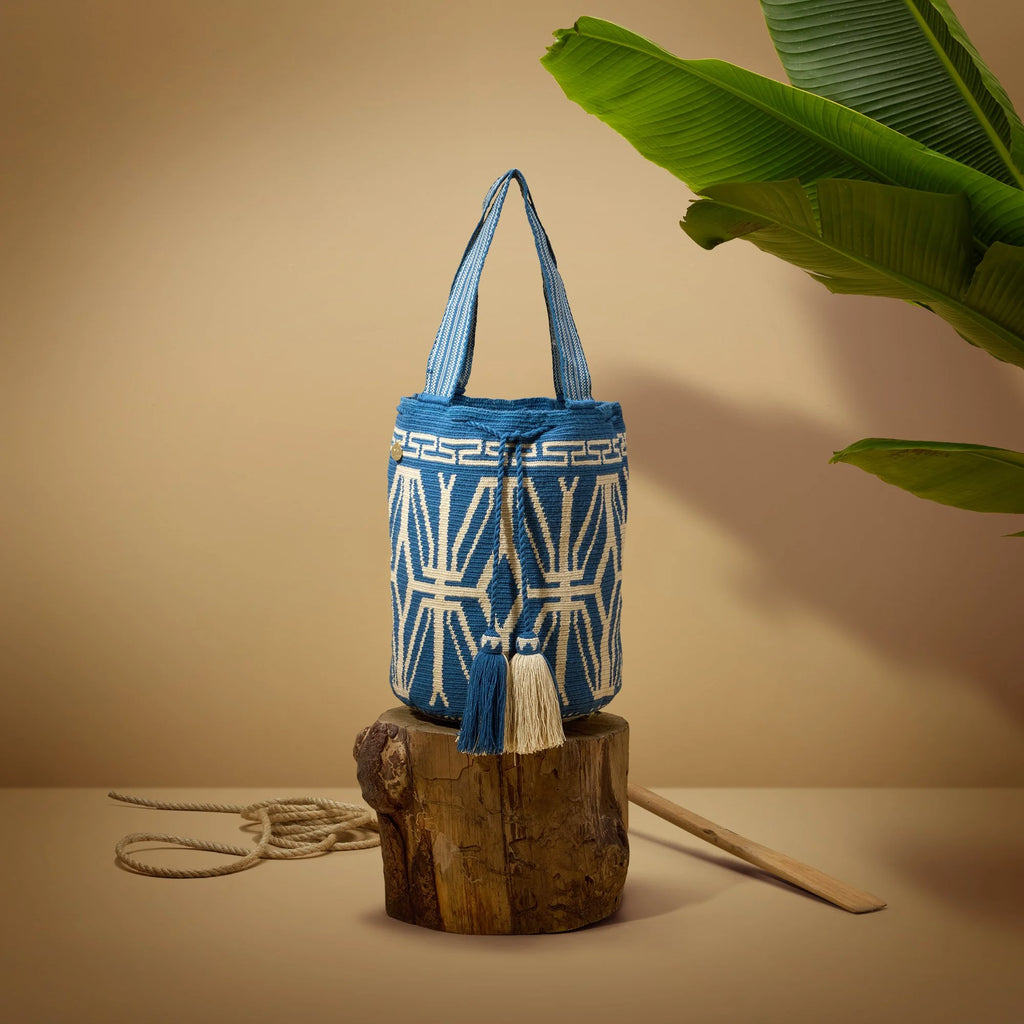 Wayuu Tote Bag (Blue diamond pattern)