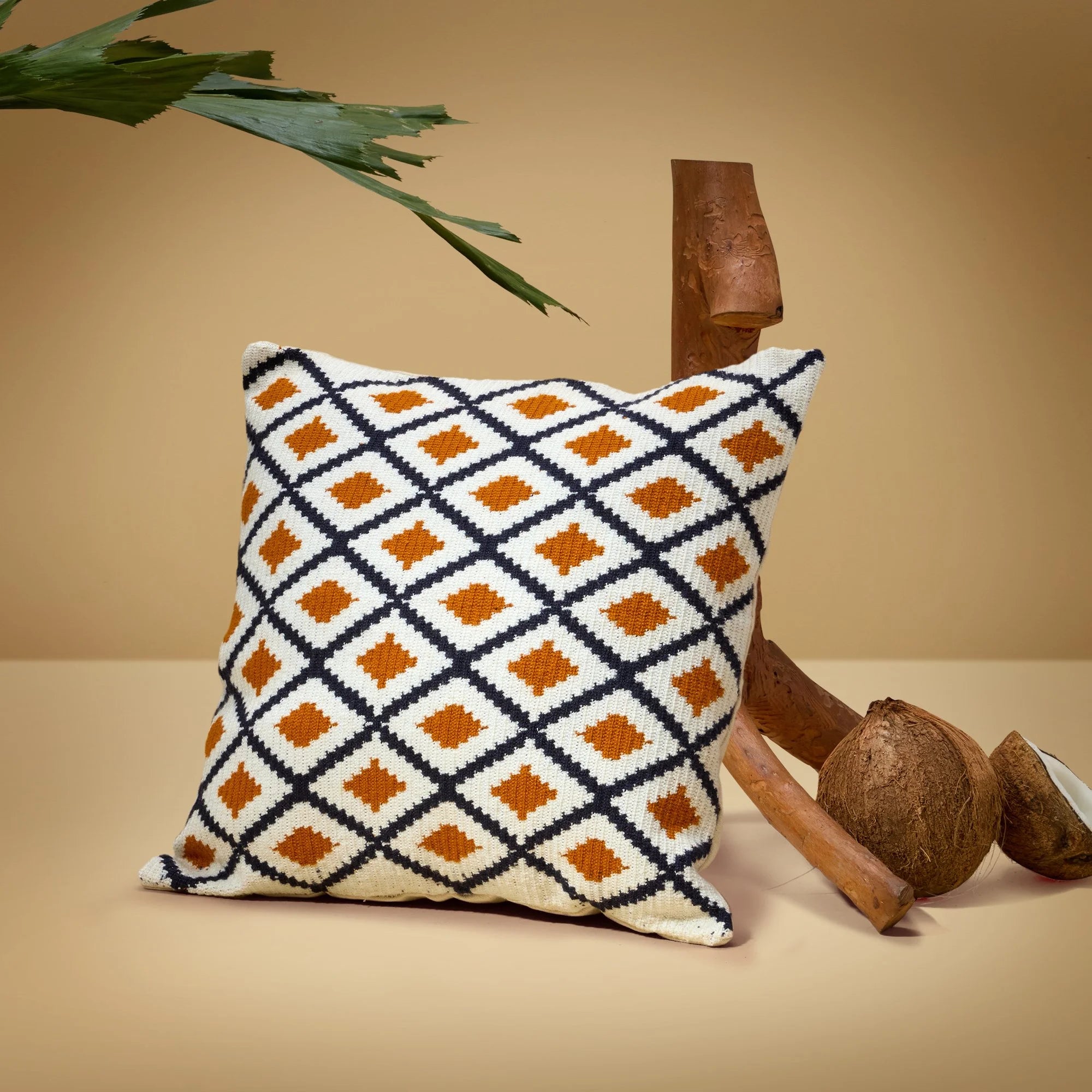 Wayuu square pillow (yellow blue grid)