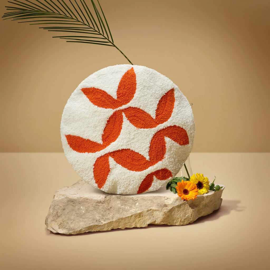 Wayuu Round Pillow (orange and cream)