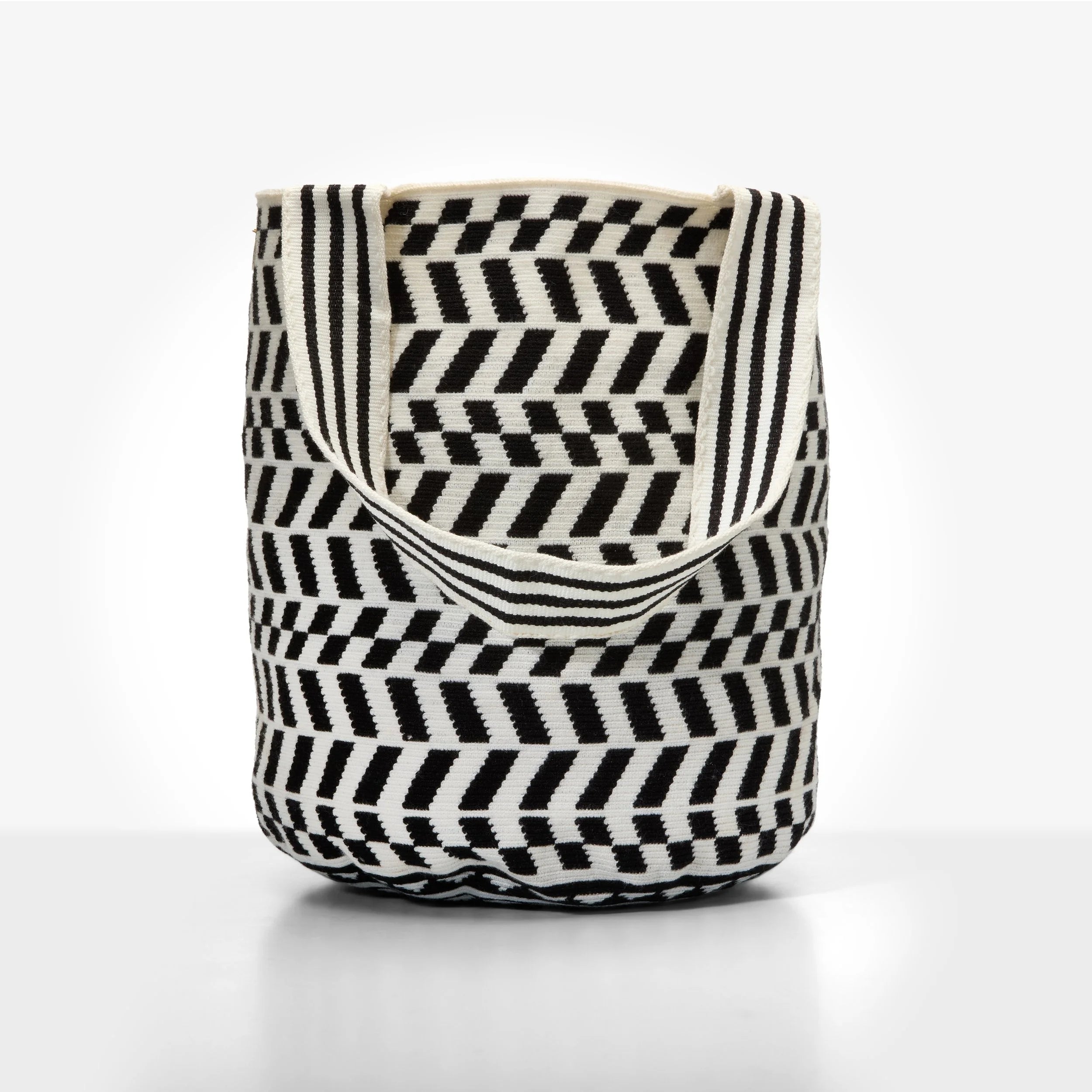 Wayuu Tote Bag - Black & white herringbone pattern