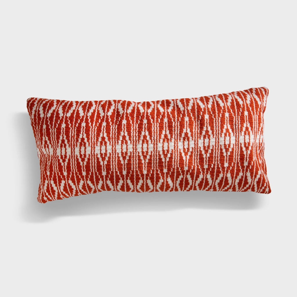 Wayuu Rectangle Pillow (red - white pattern)